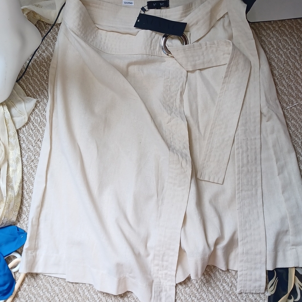 M.A.A.C. London Linen Cottonβ Skirt/shorts Nwt